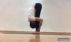 <b>杏鑫开户平台练瑜伽前怎样正确的拉筋？</b>