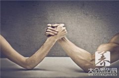 怎么可以让胳膊变粗